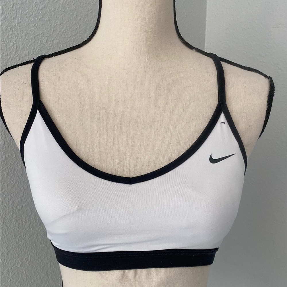 Nike Women's White Sports Bra